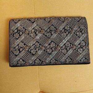 Vintage Walet With Embroidery